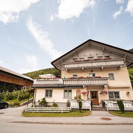 Zedlacher Apartment *
